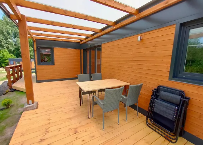 Holiday home Kasztanowe Wrota - Garden House *