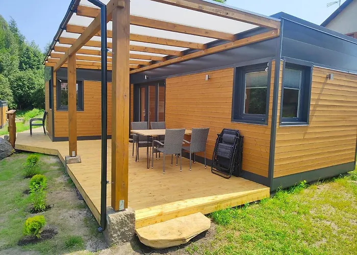 Holiday home Kasztanowe Wrota - Garden House *