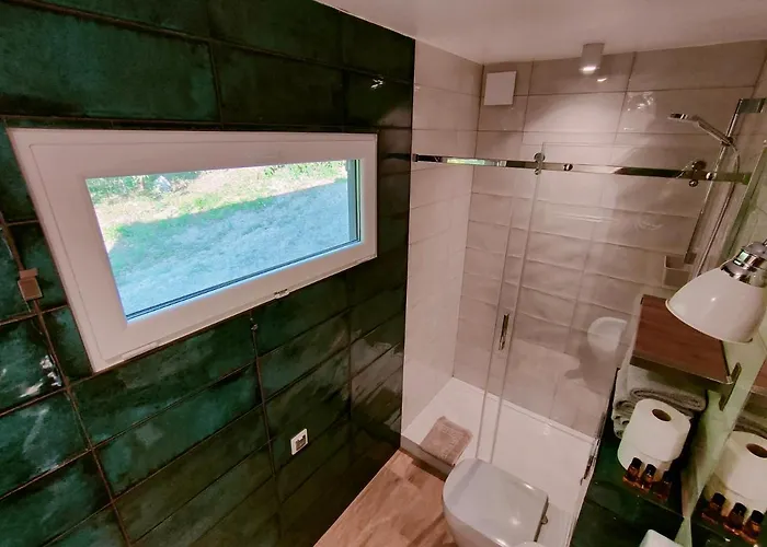 Kasztanowe Wrota - Garden House