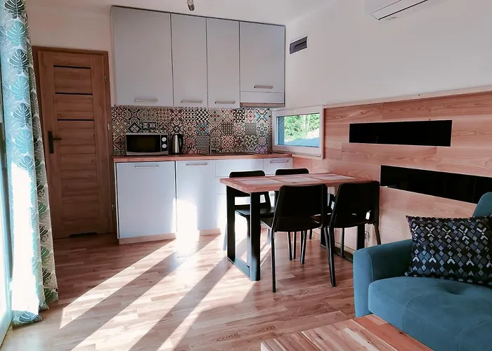 Kasztanowe Wrota - Garden House